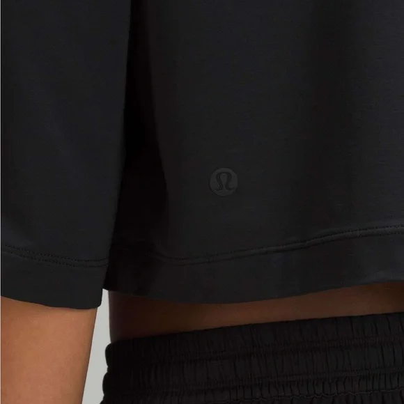 Lululemon Modal Relaxed-Fit Cropped Short-Sleeve Shirt in Black, Size 8 - Picture 3 of 9